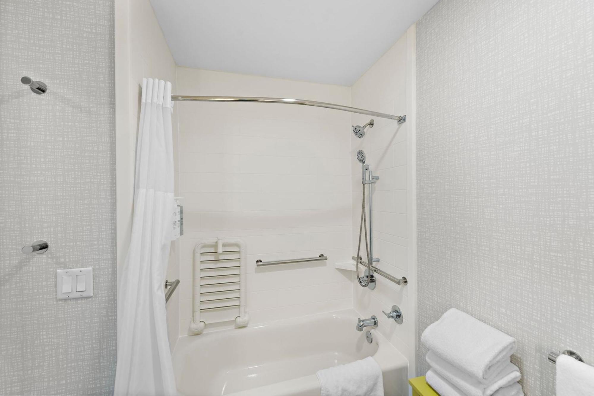 Hotel Express Calexico, An Ihg