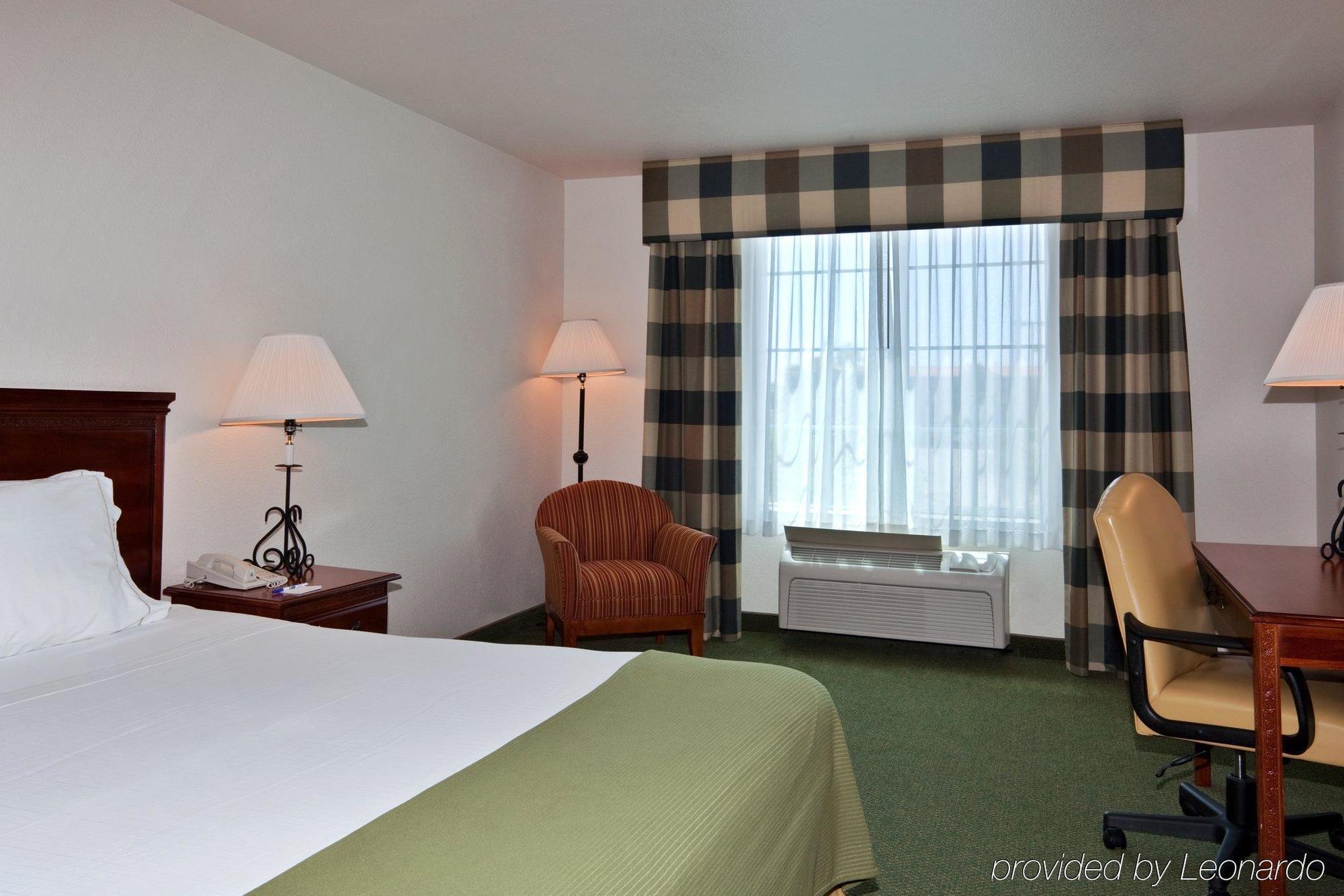 Express Calexico, An Ihg 3*